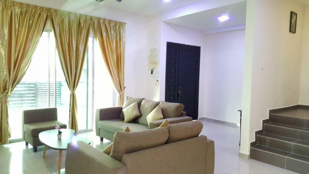 Ipoh Easteden Homestay Екстериор снимка